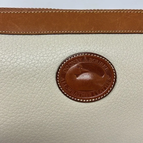 Dooney & Bourke Ivory Cream Pebble and Brown Leather Zip Crossbody Shoulder Bag - Picture 4 of 14